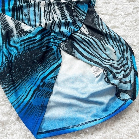 From the Heart scoop neck stretchy tank top blue black white women’s - Picture 4 of 4